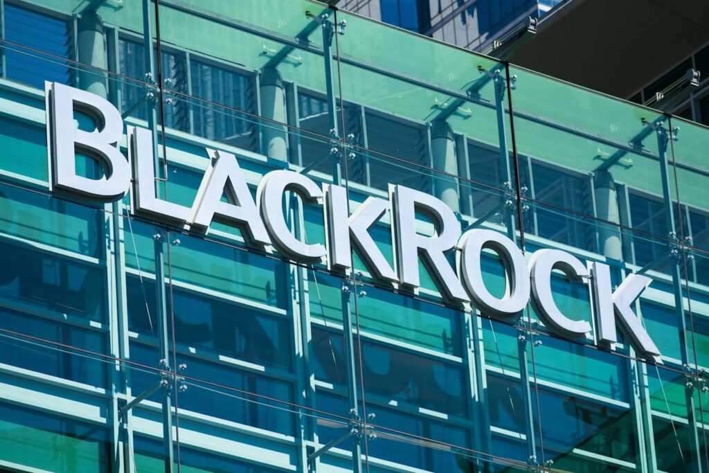 BlackRock, Inc., «БлэкРок» — американская международная инвестиционная компания со штаб-квартирой в Нью-Йорке